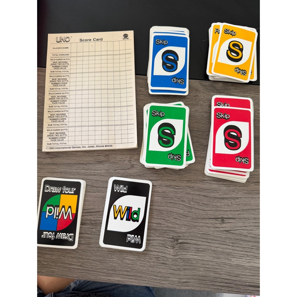 Vintage 1993 Mattel Deluxe UNO Card Game Pink Box Edition 108 Cards Score Pad - Picture 3 of 4